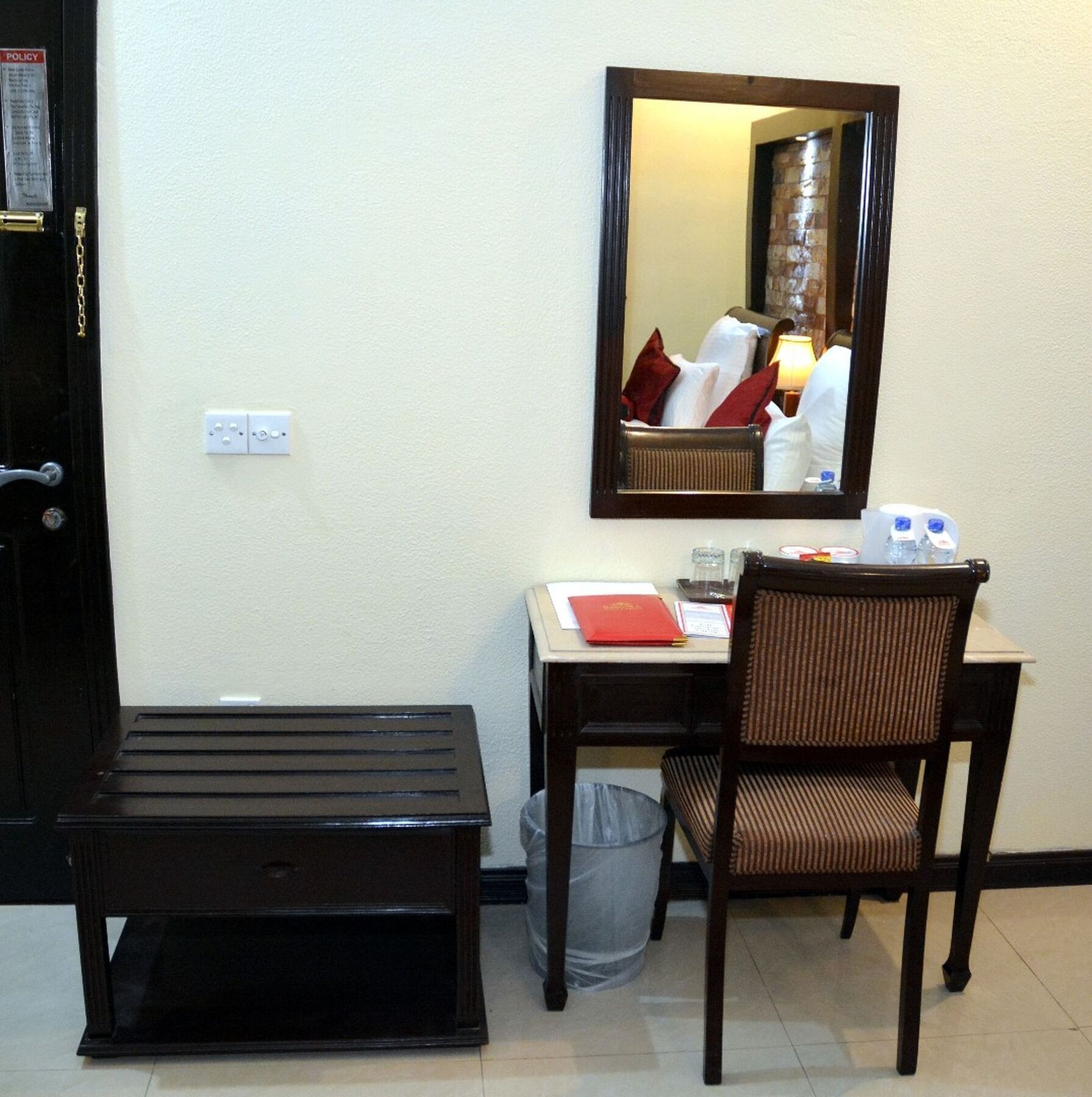 איסלמאבד Shangrila Resort Hotel מראה חיצוני תמונה